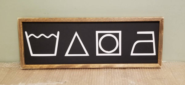 Laundry symbols sign, horizontal