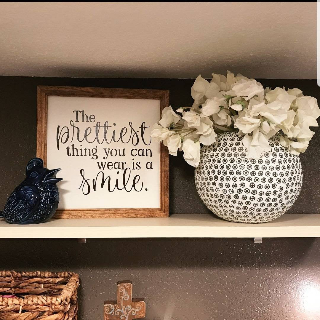 The prettiest thing you can wear is a smile sign, a smile is the prettiest thing, teen room decor, bathroom sign, girl bedroom sign